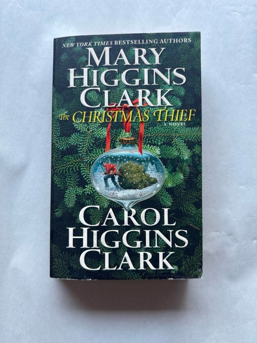 The Christmas Thief by Mary Higgins Clark and Carol Higgins Clark